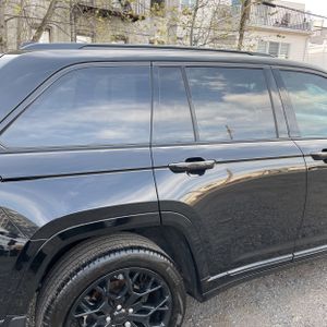 JEEP GRAND CHEROKEE SUMMIT RESERVE - 9