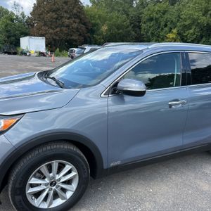 صورة 2 لـ 2019 KIA SORENTO LX