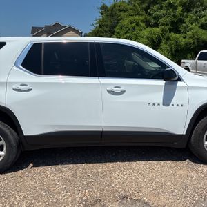 2019 Chevrolet TRAVERSE LS — миниатюра 11