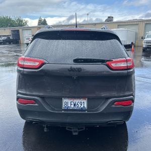 JEEP CHEROKEE LATITUDE - 7