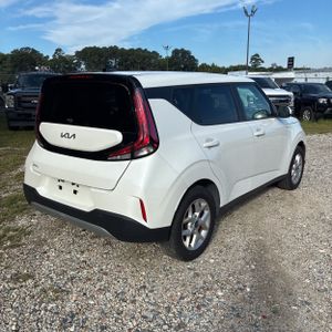 2024 KIA SOUL LX 照片 8