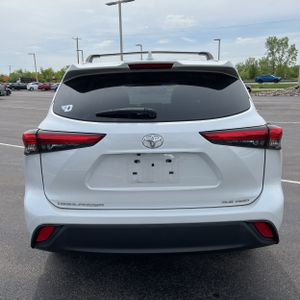 TOYOTA HIGHLANDER - 7