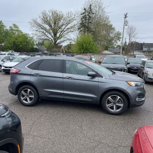 FORD EDGE SEL - 10