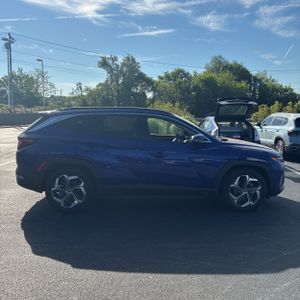 HYUNDAI TUCSON LIMITED - 10