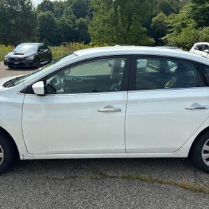 2015 Nissan SENTRA SV — фото 4