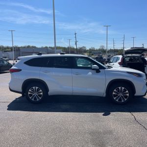 Toyota Highlander XLE - 10