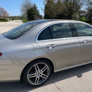 MERCEDES-BENZ E-CLASS - 9