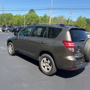 TOYOTA RAV4 - 5