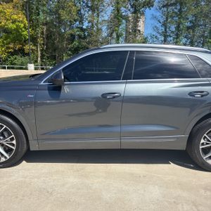 AUDI Q8 PREMIUM PLUS - 4