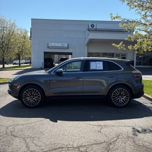 PORSCHE CAYENNE - 3