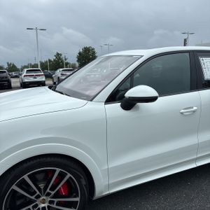 2024 Porsche CAYENNE S 照片 2