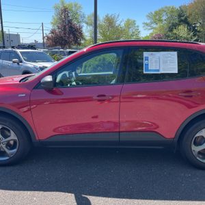 FORD ESCAPE ST-LINE - 4