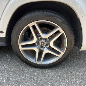 2019 Mercedes-BENZ GLS — миниатюра 18
