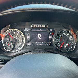 2023 RAM 1500 BIG HORN — миниатюра 40