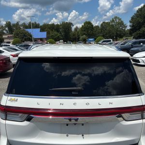 2022 Lincoln NAVIGATOR L RESERVE — миниатюра 16