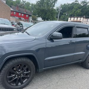 2018 JEEP GRAND CHEROKEE ALTITUDE 照片 2