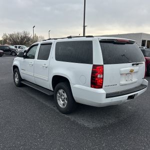 CHEVROLET SUBURBAN LT - 5