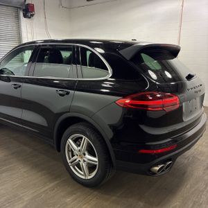 PORSCHE CAYENNE S - 6
