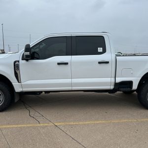 FORD F-250 XL - 4