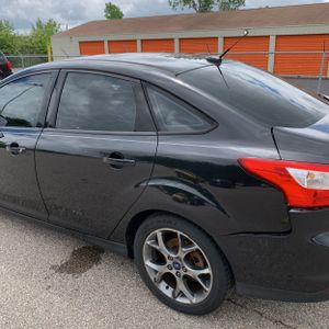 FORD FOCUS SE - 6