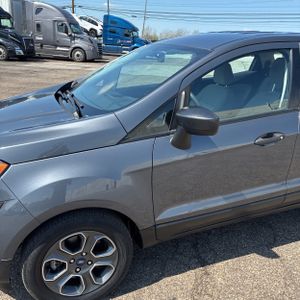 FORD ECOSPORT S - 2