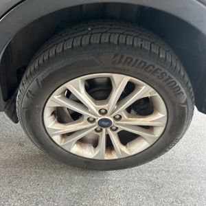 صورة مصغرة 17 لـ 2018 FORD ESCAPE SE