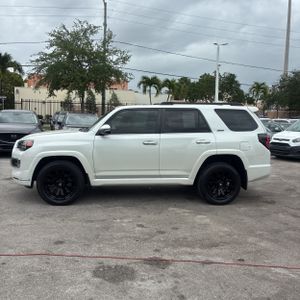 TOYOTA 4RUNNER - 3