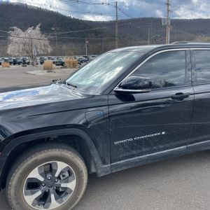 JEEP GRAND CHEROKEE 4XE - 2