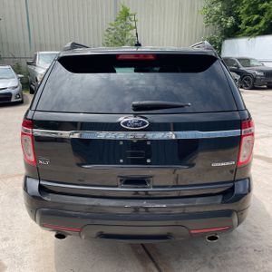 FORD EXPLORER XLT - 7
