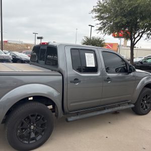 2019 Nissan FRONTIER SV — фото 9