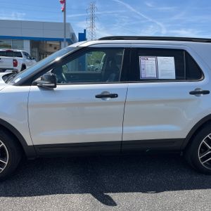 FORD EXPLORER SPORT - 4