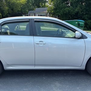 2012 Toyota COROLLA LE — миниатюра 11