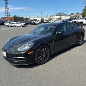 PORSCHE PANAMERA 4 PLATINUM EDITION - 1