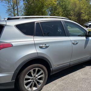 TOYOTA RAV4 - 9