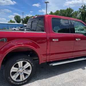 FORD F-150 LARIAT - 9
