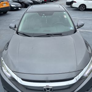 صورة 15 لـ 2016 Honda CIVIC TOURING