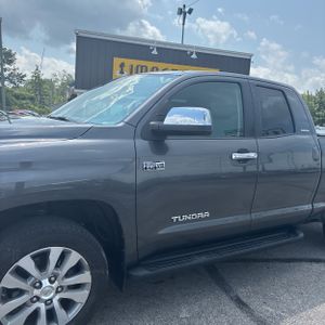 2014 Toyota TUNDRA LIMITED — фото 2