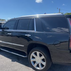 CADILLAC ESCALADE LUXURY - 6