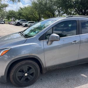 CHEVROLET TRAX LT - 2