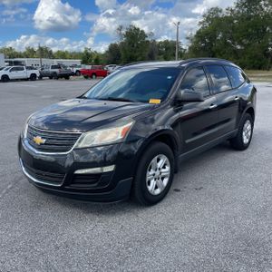 CHEVROLET TRAVERSE LS - 1