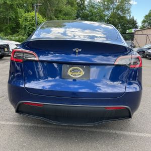 TESLA MODEL Y LONG RANGE - 7