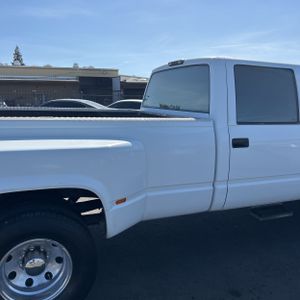 CHEVROLET C/K 3500 SERIES C3500 SILVERADO - 9