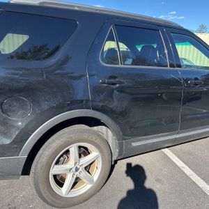 FORD EXPLORER XLT - 9