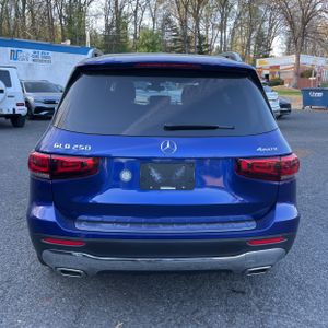 MERCEDES-BENZ GLB - 7