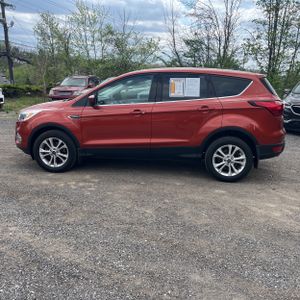 FORD ESCAPE SE - 3