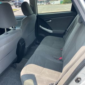 2015 Toyota PRIUS TWO thumbnail 33