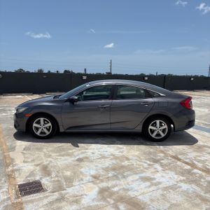 2017 Honda CIVIC LX 照片 3