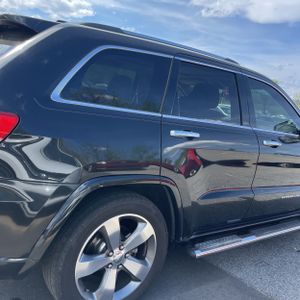 JEEP GRAND CHEROKEE OVERLAND - 9