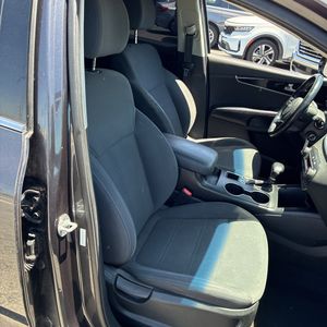 صورة مصغرة 32 لـ 2019 KIA SORENTO LX
