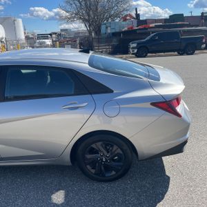 HYUNDAI ELANTRA SEL - 6